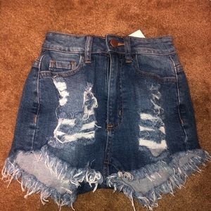 Fashion Nova Shorts Size 0
